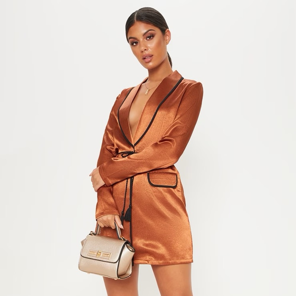 Pretty Little Thing Blazer Dress
